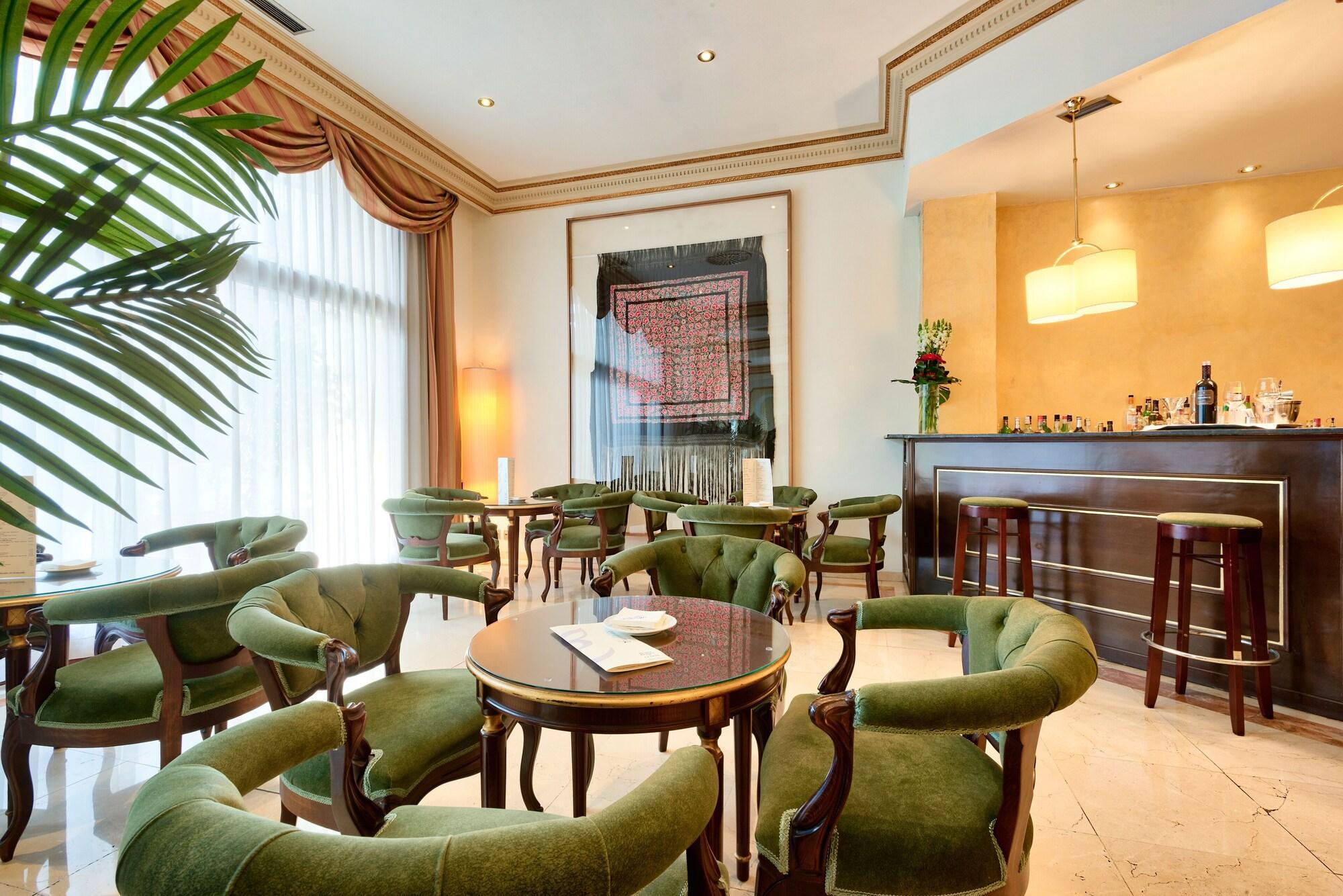 Hotel Roger De Lluria