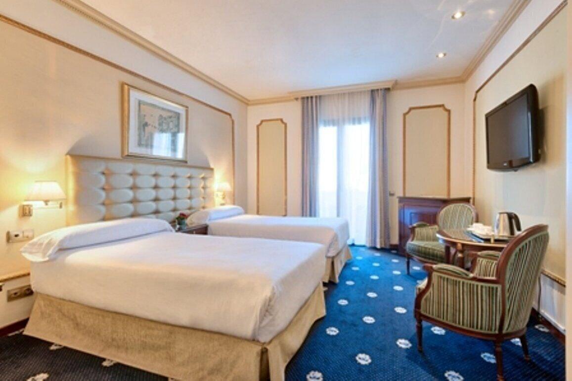 Hotel Roger De Lluria