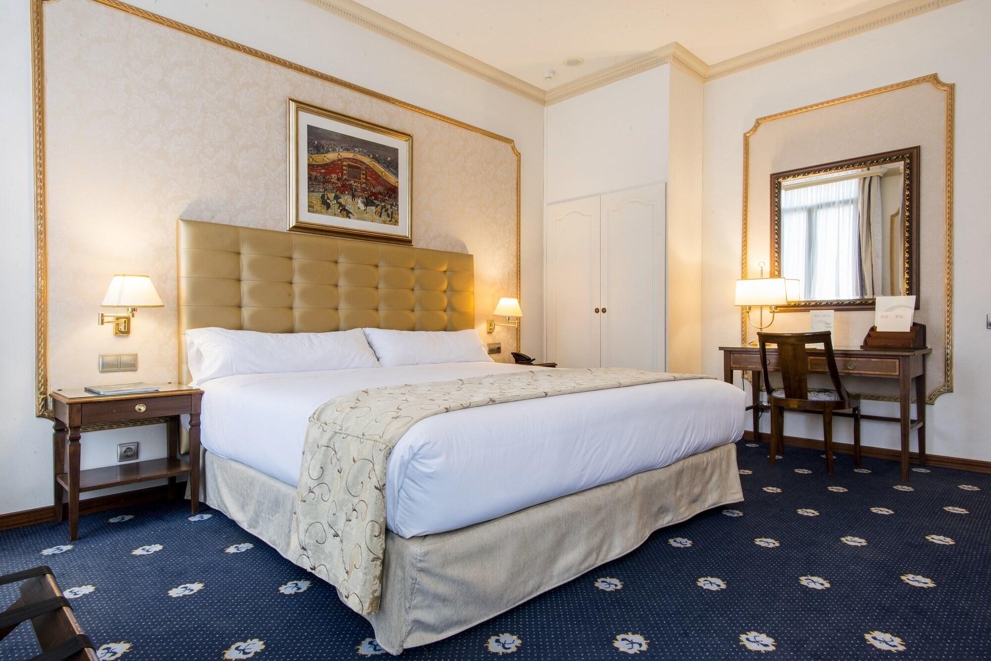 Roger De Lluria 4* Barcelona