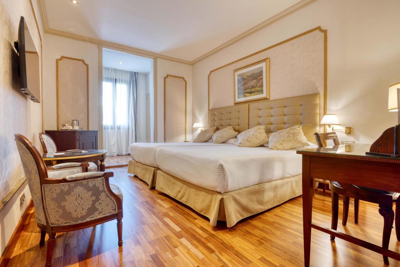 Hotel Roger De Lluria