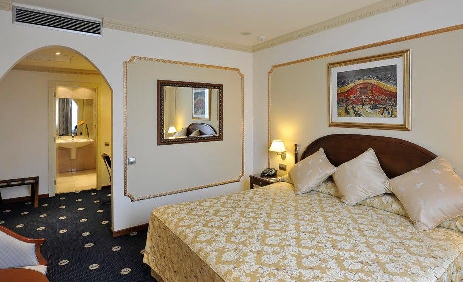 Roger De Lluria Hotel 4*