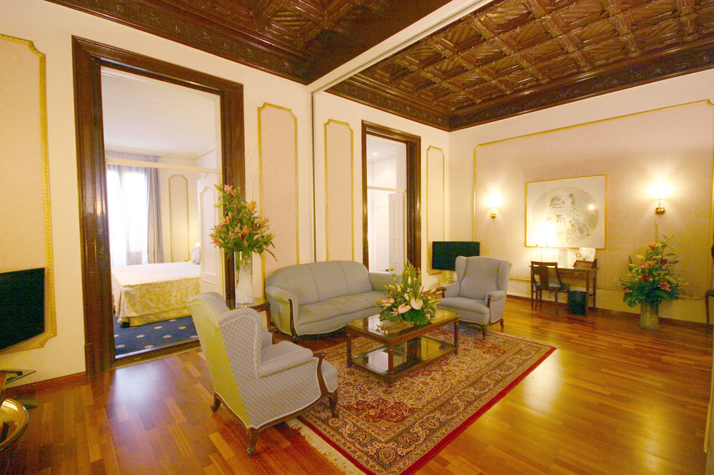 Hotel Roger De Lluria Barcelone
